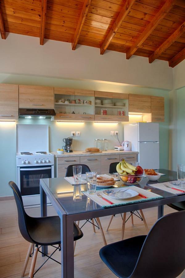 Modern Eco Friendly Villa Close To Town 佩雷卡斯 外观 照片